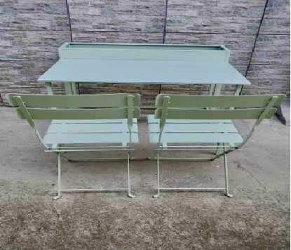 स्टील फ्लावर स्टैंड 70 सेमी गार्डन फोल्डिंग टेबल और कुर्सियाँ 3 टुकड़े सेट: